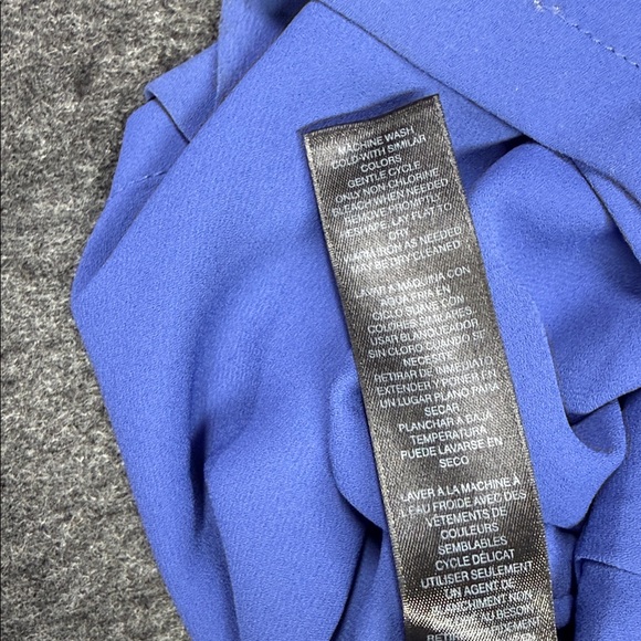 White House Black Market Blue Embroidered Garment - Picture 11 of 11